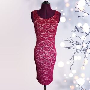 Soprano Red Floral Lace Sleeveless Midi Bodycon Dress Medium